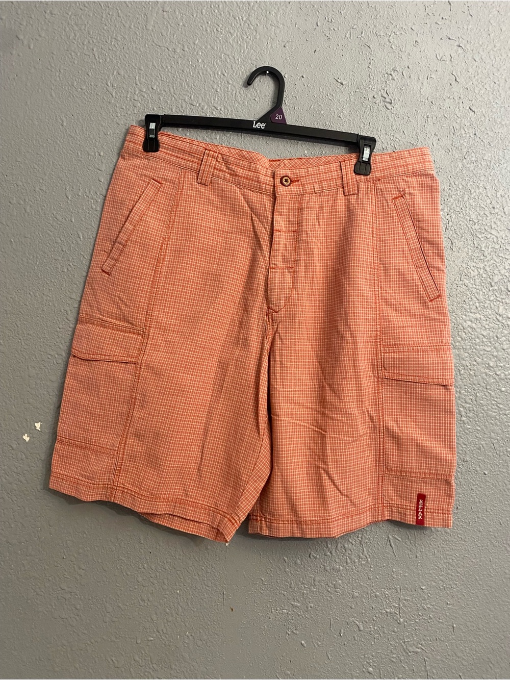 Tommy Bahama orange and white plaid cargo shorts side pockets "RELAX" 36 NWT